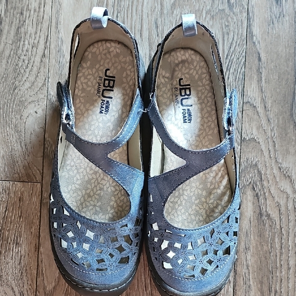 JBU Sandals - Picture 3 of 8